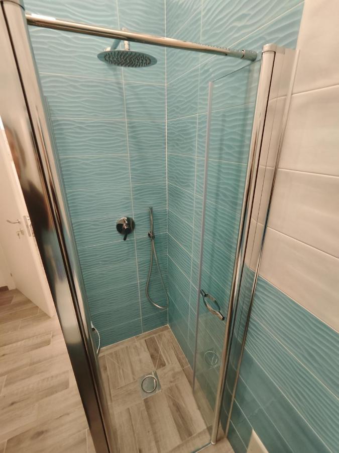 B&B Il Regno Delle Due Sicilie 나폴리 외부 사진