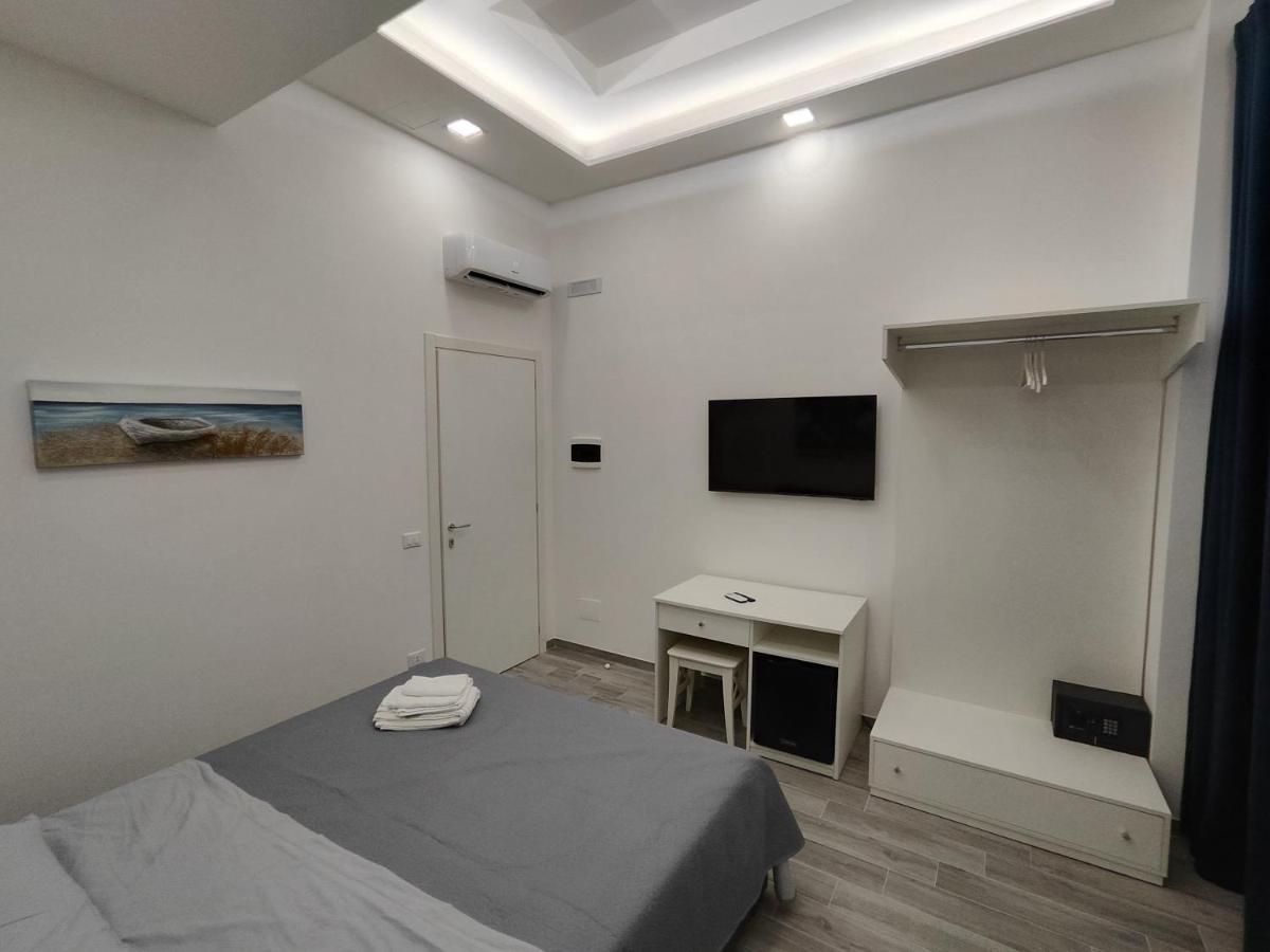 B&B Il Regno Delle Due Sicilie 나폴리 외부 사진