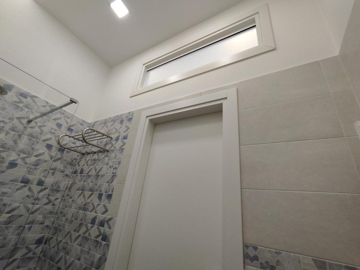 B&B Il Regno Delle Due Sicilie 나폴리 외부 사진