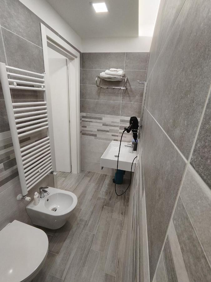 B&B Il Regno Delle Due Sicilie 나폴리 외부 사진