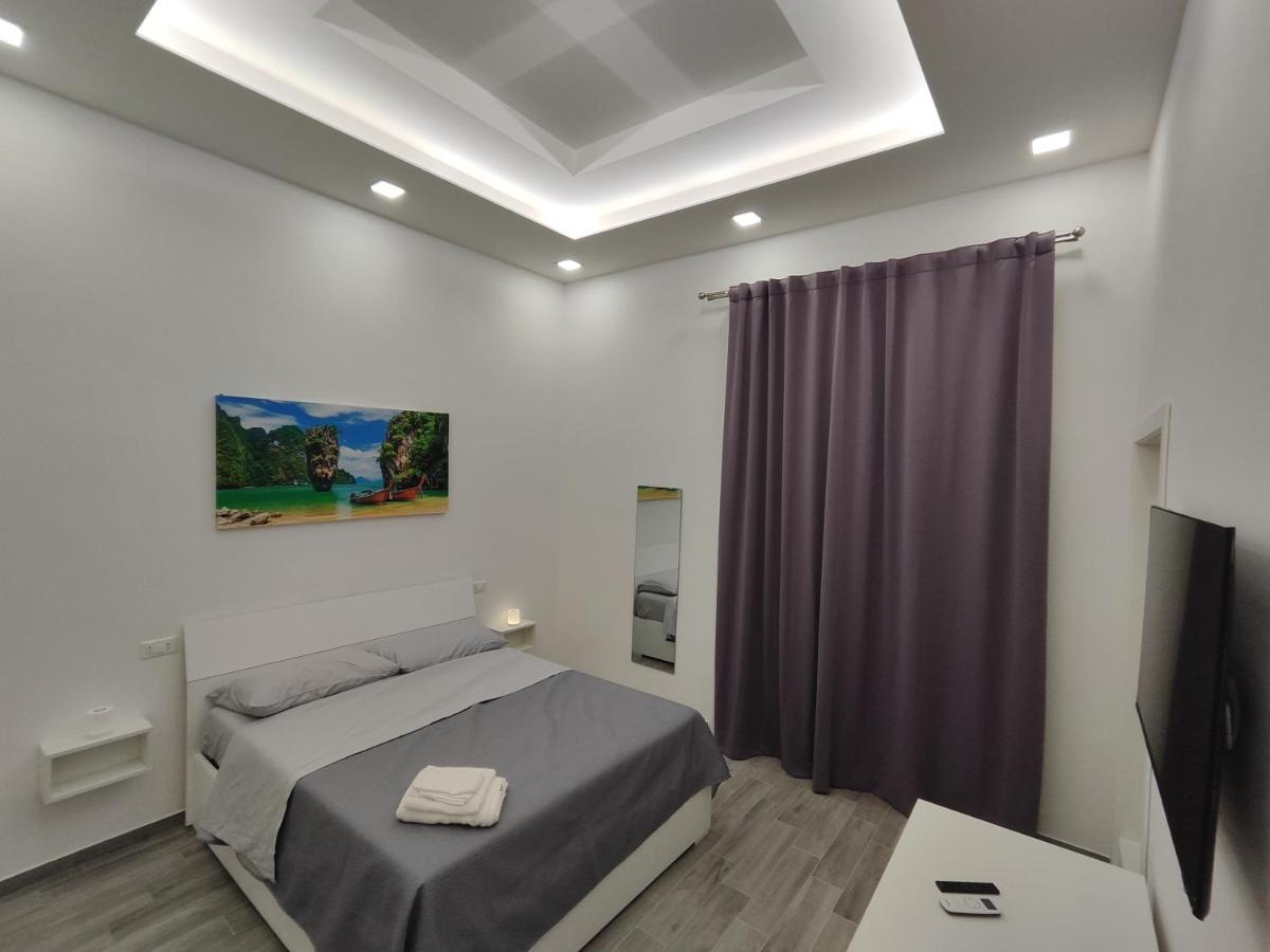 B&B Il Regno Delle Due Sicilie 나폴리 외부 사진